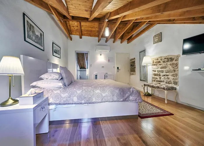 Ξενοδοχείο Heritage 4*