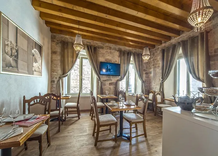 Ξενοδοχείο Heritage 4*